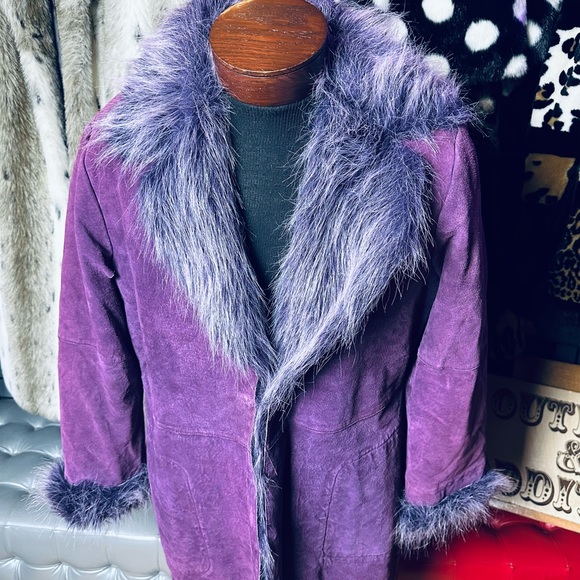 Newport News Vintage 80s PURPLE Suede Leather Faux Fur Lined Trench Coat - Picture 2 of 3